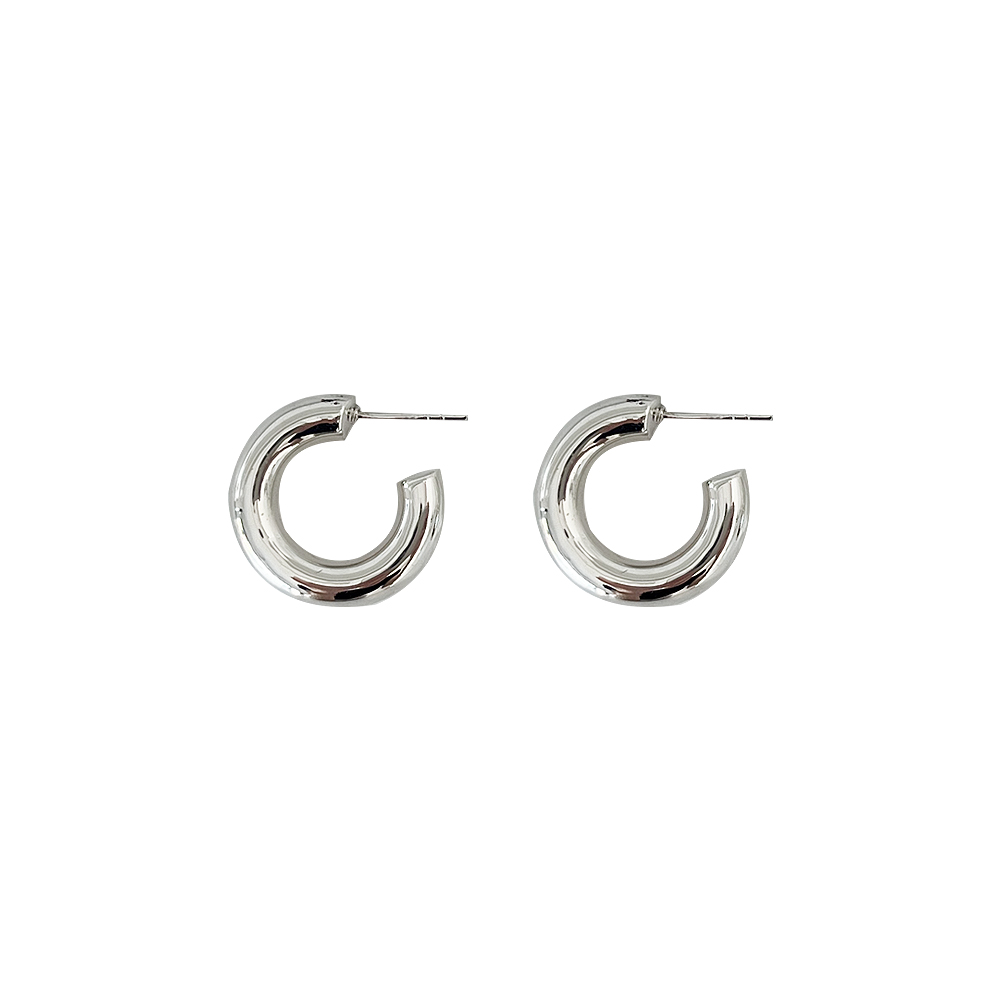 Silver Bold Ring Earring